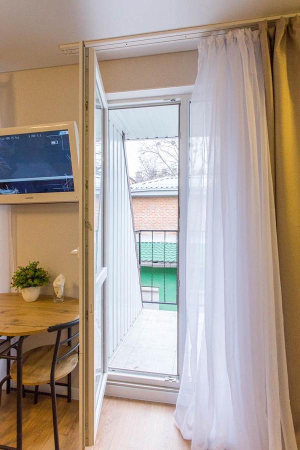 Studio Near Metro Yaroslava Mudroho, Universytet - Mykoly Khvylovoho Str 5-3 Carcóvia Exterior foto